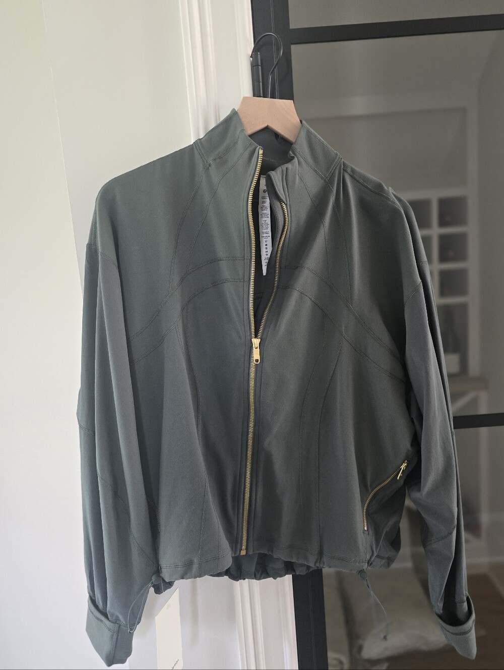 Lululemon Dark Forest Lightweight Zip Jacket 6